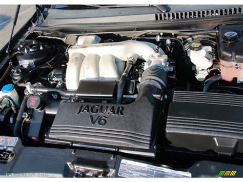 Drive plate and flywheel covers. 2004 Jaguar X-Type 2.5 Engine Photos | GTCarLot.com