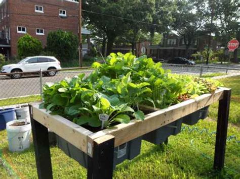 This simple diy garden planter is designed for minimal waste and cost, and is easily customizable. 18 DIY Elevated Planter Boxes For Easy Gardening