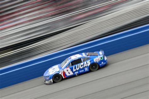 Kyle Busch Sets Nascar Record With Win At Auto Club Speedway