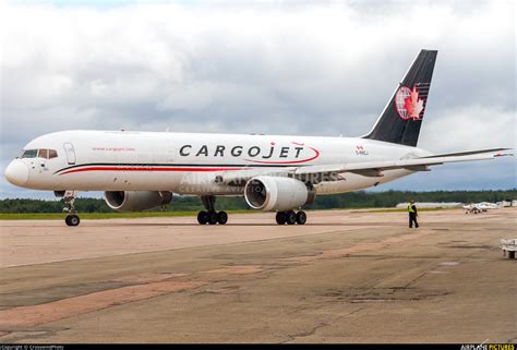 C Fkcj Cargojet Airways Boeing 757 200f At Greater Moncton