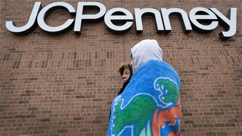 Thanksgiving day, and early shoppers will be rewarded with 27, on jcpenney.com and the app, j.c. JCPenney Black Friday 2019: Stores open 2 p.m ...