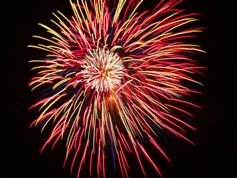 Colorful Fireworks By Ruukae On Deviantart Fireworks Best Fireworks