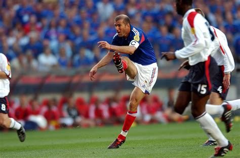 Why Did Zinedine Zidane Retire So Early First Print Football
