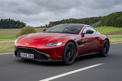 New Aston Martin Vantage AMR 2019 review | Auto Express