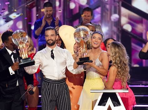 Dancing With The Stars Crowns Charli Damelio And Partner Mark Ballas