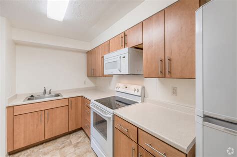 Avon cabinet corp 5821 24th street e bradenton, fl 34203 phone: Star Kitchen Cabinets Stoughton Ma - 159 Howland Rd Stoughton Ma 02072 Estately Mls 71691331 ...