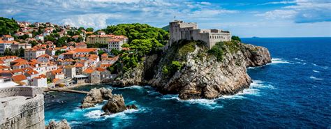 Ознакомьтесь с ценами на туры, билеты, жилье, еду, развлечения и экскурсии в 2021 году. Хорватия