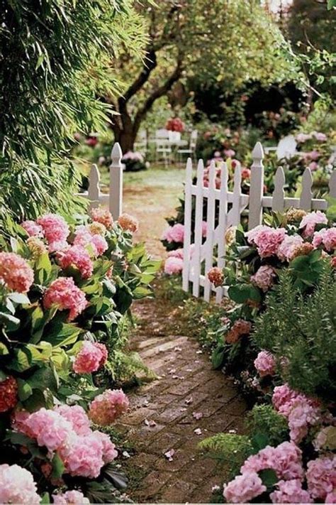 40 Awesome Secret Garden Decoration Ideas To Try Asap In 2020