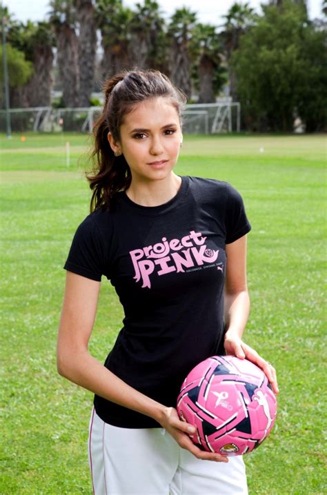 Nina Dobrev Puma Pink Sorozatjunkie