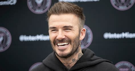 Welcome to the official david beckham facebook page. Watch: David Beckham scores cheeky nutmeg goal in Inter ...