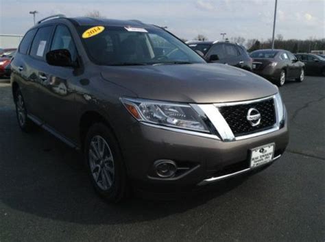 The nissan pathfinder is a lineup of sport utility vehicles manufactured by nissan since 1986, originally sharing nissan's compact pickup truck platform, and now in its fourth generation. Purchase used 2014 Nissan Pathfinder SV in 1050 W National ...