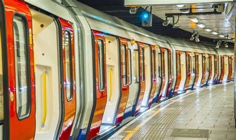 Metallic Dust Particles In London Underground Small Enough To Enter