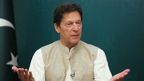 Pakistan Bans Media Broadcasts Of Ex Pm Imran Khan Speeches