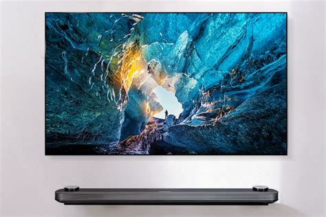 Lgs Amazing Paper Thin Wallpaper Tv Is Finally Here Man Of Many