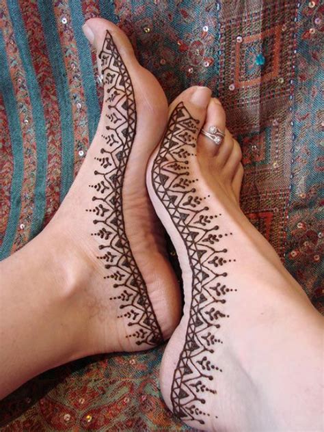 24 Stunning Feet Mehndi Designs For The Bride Bling Sparkle