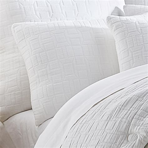 Sinclair Fullqueen 3 Piece Comforter Set In White By Oscaroliver