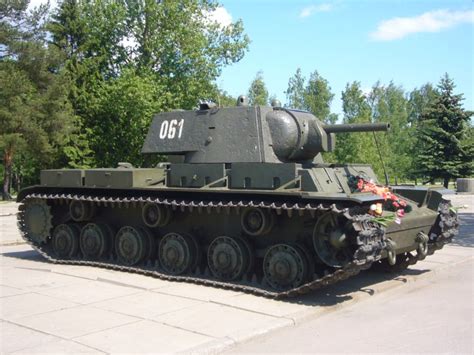 Russias Kv 1 Tank Had Impressive Armor But It Was A Death Trap For