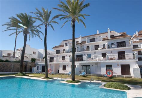 Acceso gratuito al spa del. Alquiler de apartamento de vacaciones en Marina Real. Duquesa