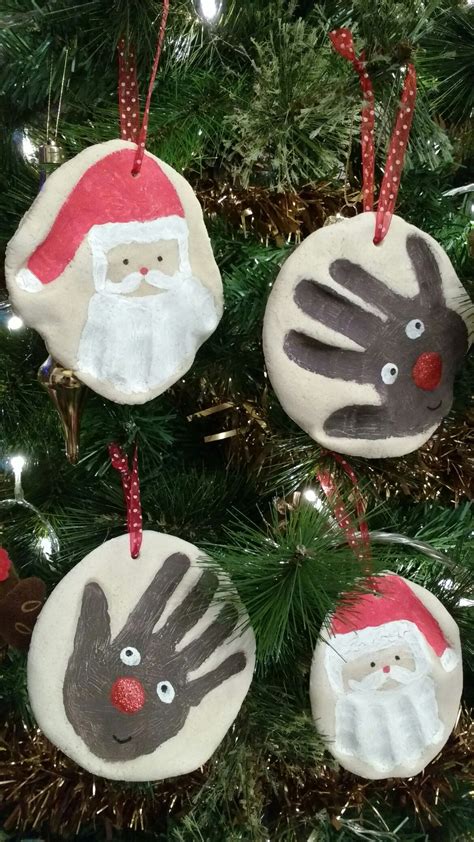 Salt Dough Hand Print Christmas Ornaments Basteln Weihnachten
