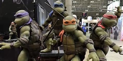 90s Tmnt Movie Statues At Toy Fair 2016