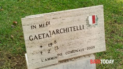 Carbonara Spaccata La Lapide In Memoria Di Gaetano Marchitelli In