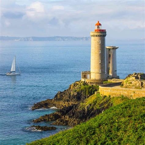 It is the capital city of the brest region. Practical information to go on holidays to Brest with ...