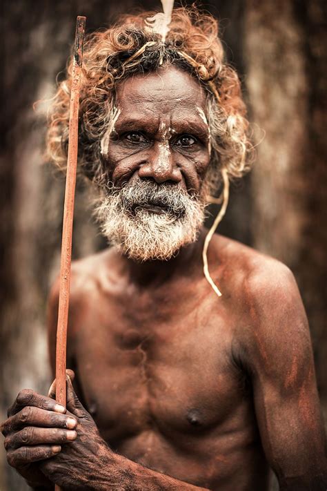 Aboriginal Man Pormpuraaw Gulf Of Carpentaria Cape York Australia Retrato Pessoas