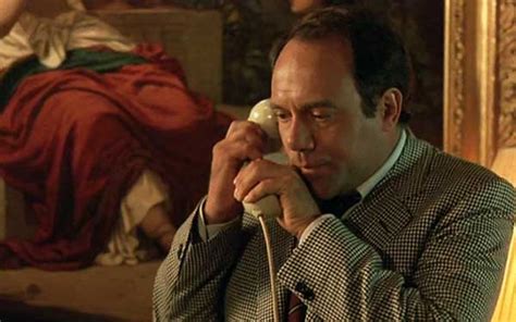 Un sacco bello (1980) · bianco, rosso e verdone (1981) · borotalco (1982) · acqua e sapone (1983) · i due carabinieri (1984) · troppo forte (1986) · io e mia sorella (1987) · compagni di scuola (1988) · il bambino e il. Galleria fotografica Compagni di scuola | MYmovies