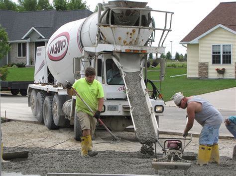 cement truck... | Mixer truck, Concrete truck, Cement truck