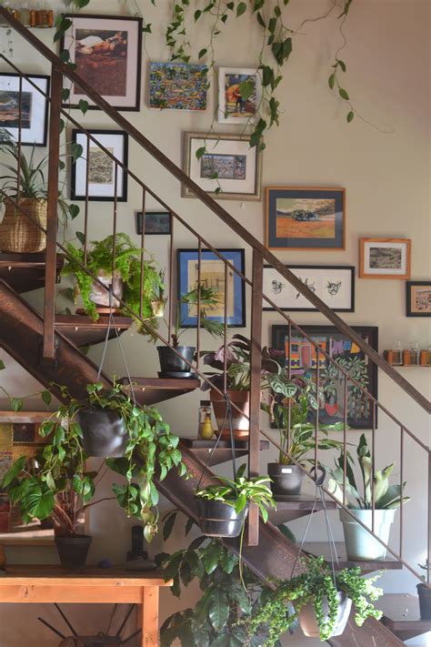 Staircase Plants In 2020 House Plants Decor Plants