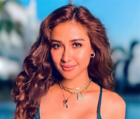 Sanya Lopez In Bathing Suit Is All “woman” — Celebwell Nutrition Center