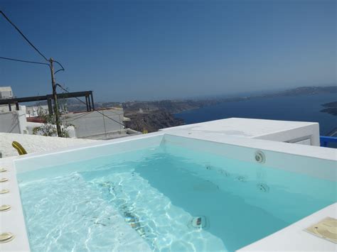 Visit jacuzzi.com for the highest quality hot tub, sauna, bath tubs, shower products and accessories. Cave Suite with Outdoor Heated Jacuzzi - Villa Lukas ...