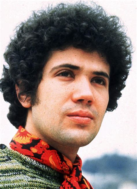 Anybody who loves his music the same, highly recommended. Salvate Lucio Battisti I suoi capolavori non «esistono ...