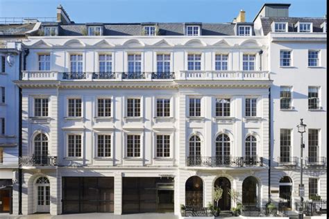 Yours For £16m Mayfair Flat With The Biggest Rooms In London