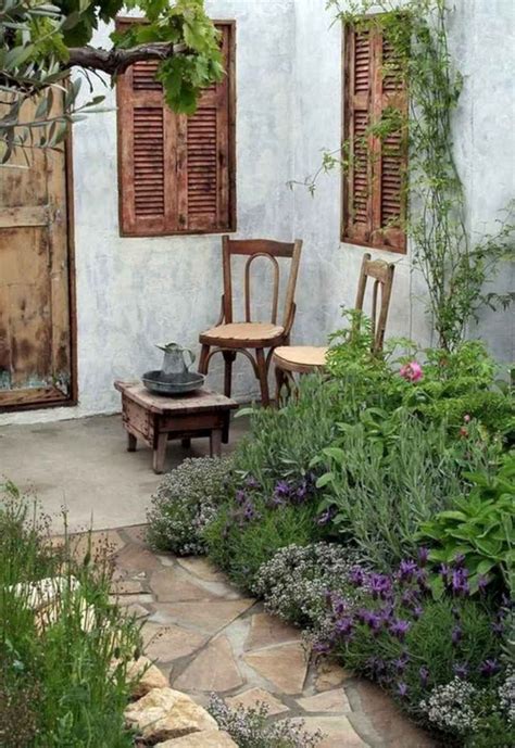 71 Inspiring Small Courtyard Garden Design Ideas Small Courtyard