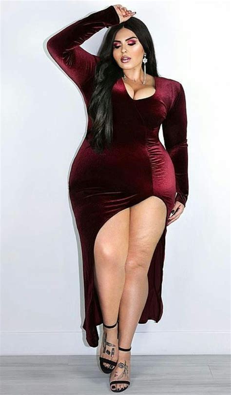 Pin By Marc Kin On Plus Size Models Curvy Girl Outfits Full Figure Dress Dresses