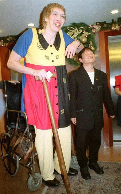 Tallest Woman Remembered As Kind Generous