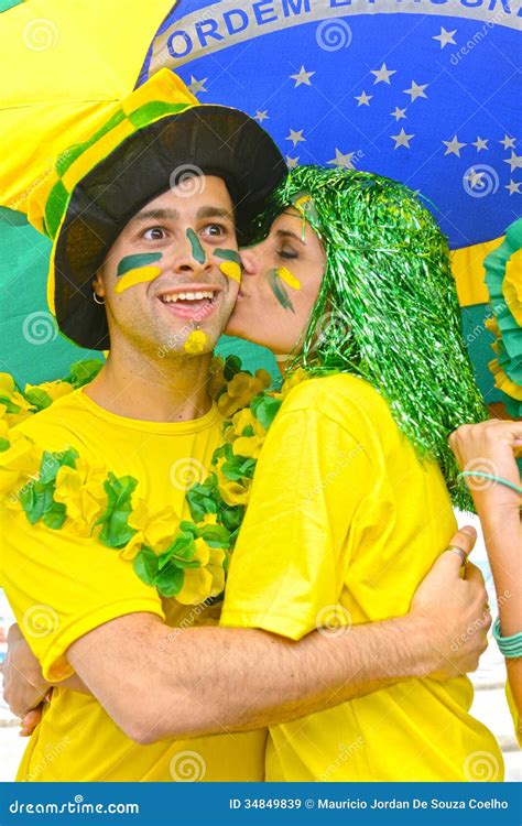 Brazil Girls Kissing Telegraph