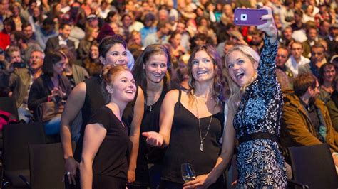 Sign up to be the first to hear about upcoming shows. BMW Welt München feiert zehnjähriges Jubiläum -Happy Birthday!