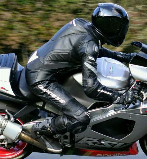 Pin By Buckrogers On Biker Gear And Guys In 2020 Motorcycle Men