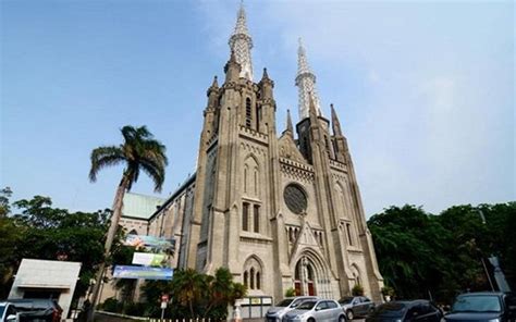 Inilah gereja terbesar di indonesia 2020, gereja katedral mesias kemayoran jakarta. Gereja Jakarta ubah jadual keagamaan, beri laluan umat ...