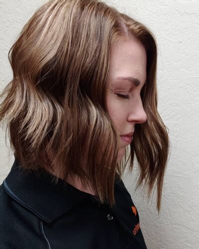 Repeat with the rest of the hair. 50+ Cute Short Hairstyles for Wavy Hair | Cheeky Locks