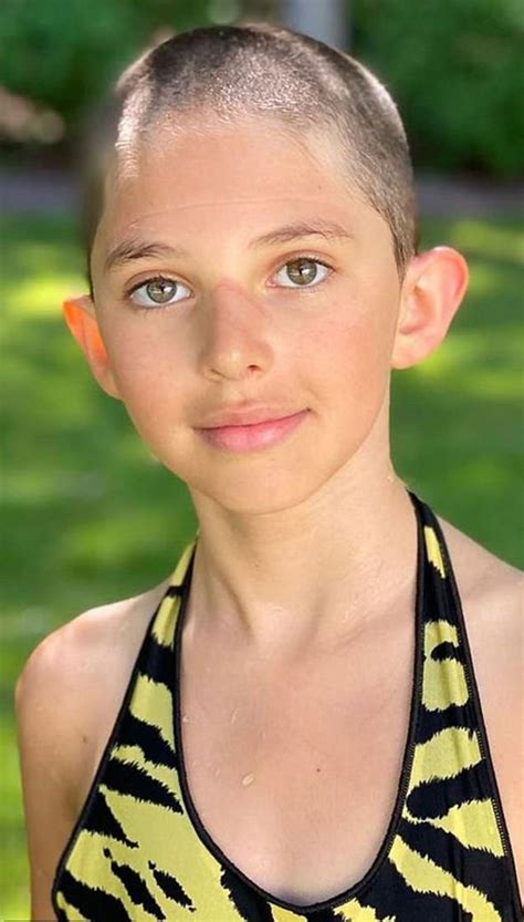 David Schwimmer Friends Stars Nine Year Old Daughter Cleo Shaves Her Head Celebrity News