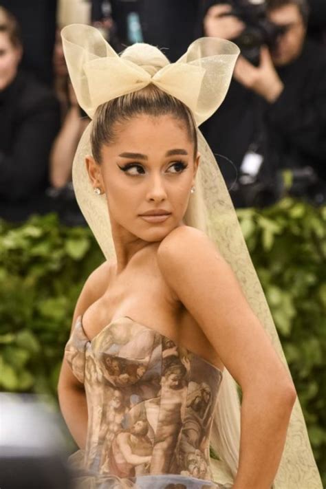 19 Hottest Ariana Grande Boobs Photos That Will Make Your Knees Weak