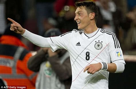 Arsenal Ace Santi Cazorla Still In Shock Over Mesut Ozil Signing From