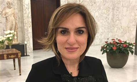 اثارت القاضية اللبنانية غادة عون الجدل في لبنان، بعد قيامها بمهمة اقتحام احد شركات الصيرفة الكبرى للحصول على وثائق تدعم التحقيق في قضية تهريب القطع الاجنبي الى. IMLebanon | القاضية عون تدّعي على غراسيا القزي