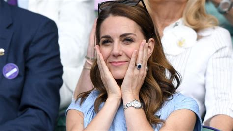 Kate Middleton Pourquoi Ne Peut Elle Pas Porter De Vernis à Ongles