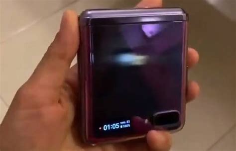 Samsung galaxy z flip price in. Samsung Galaxy Z Flip First Hands-on video Leaks Online ...