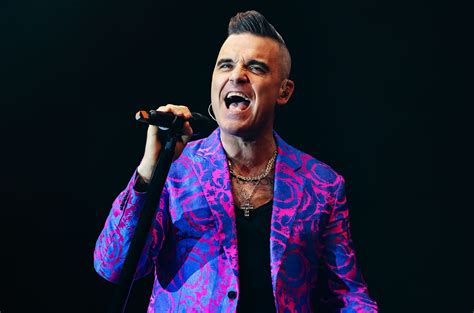 Robbie Williams Will Reunite With Take That For a Fundraising Virtual ...