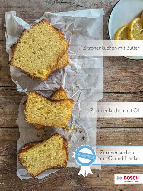 Drei Stücke Zitronenkuchen horizontal auf Backpapier aufgereiht Simply